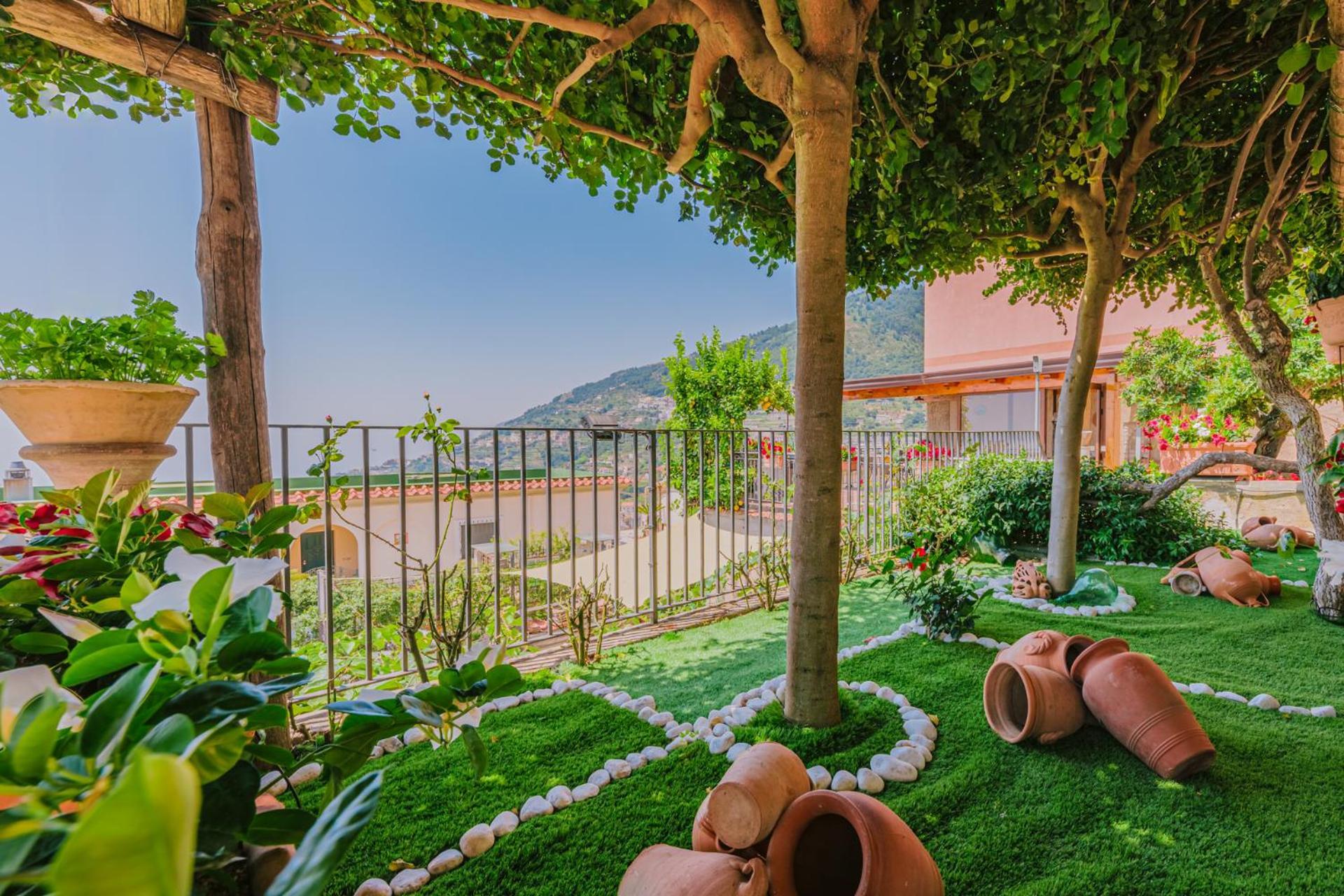 B&B Il Cortile Равелло Экстерьер фото