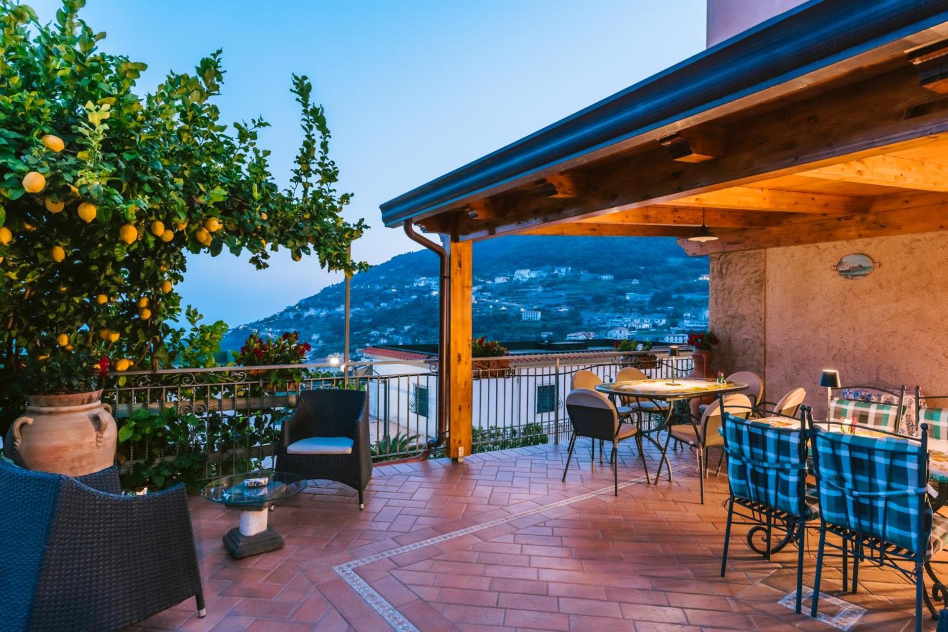 B&B Il Cortile Равелло Экстерьер фото